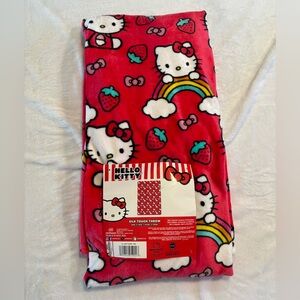 strawberry hello kitty blanket